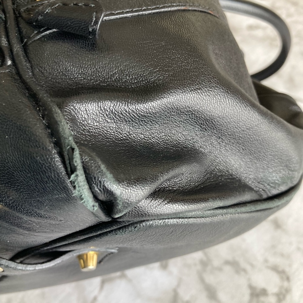 Burberry black gold buckle hardware leather bag - Picture 10 of 16